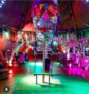 Hippychic lodge 2